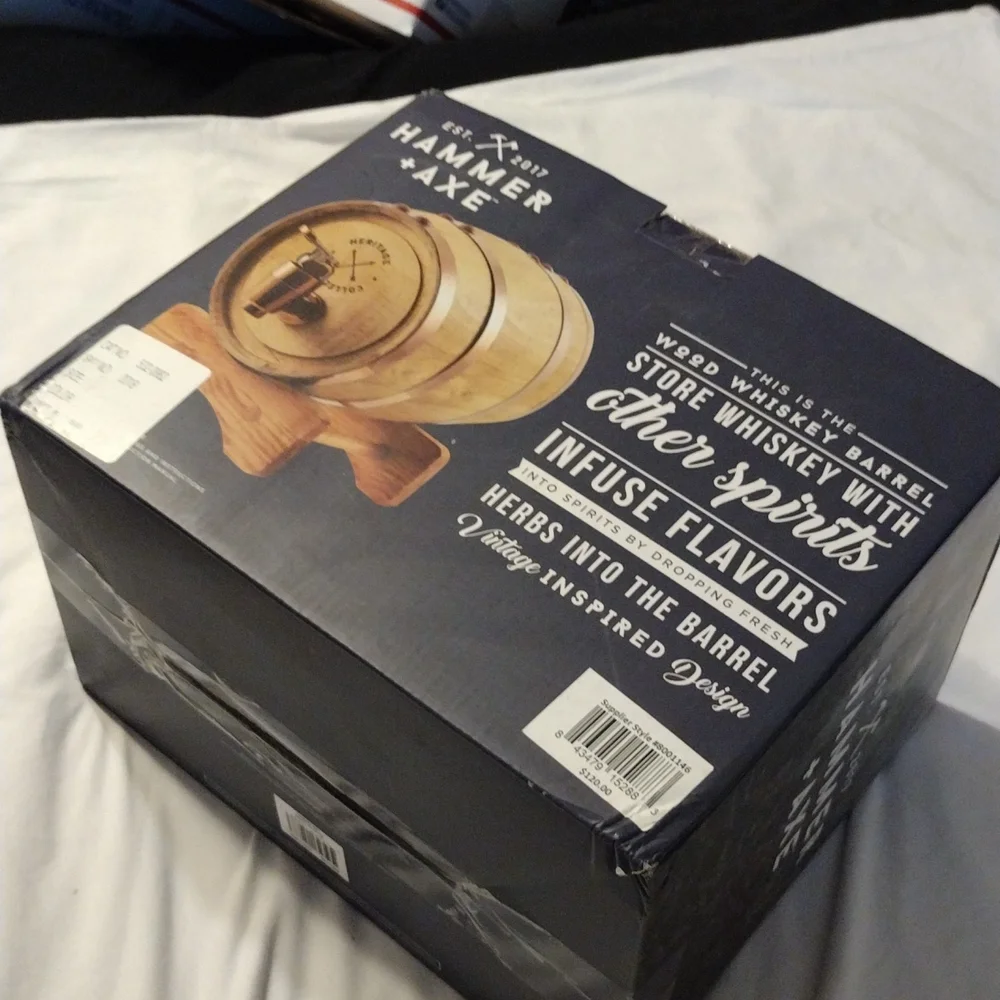 Hammer Axe Whiskey Barrel 3l Beverage Dispenser